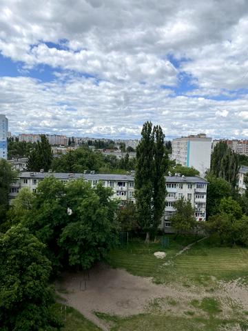 Київська вул., 44