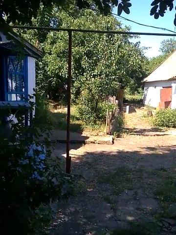 Продається будинок у центрі