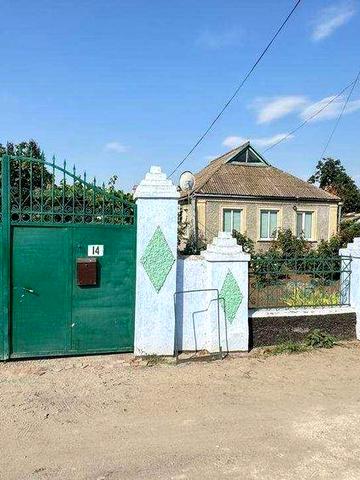 Доглянутий будинок 80 м2 в м. Снігурівка; сертифікат - ок