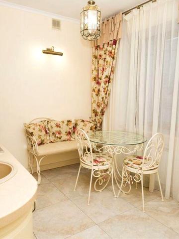 Без Комиссии!Дерибасовская 20.2 спальни.долгосрочно.