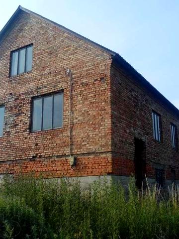 Будинок в с. Вишня біля Рудок