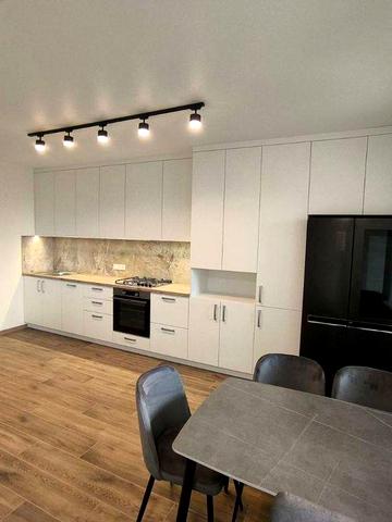 Оренда нової квартири-студії 55м² ЖК Лісовий р-он Голлівуду