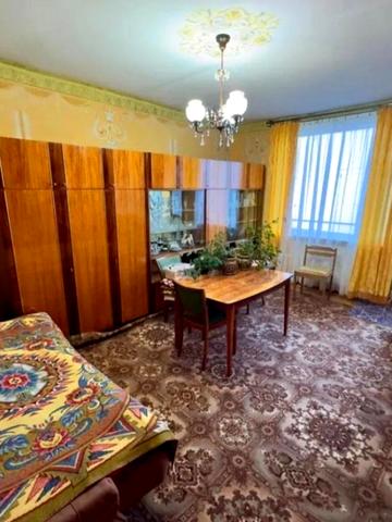 Володимира Івасюка вул., 19