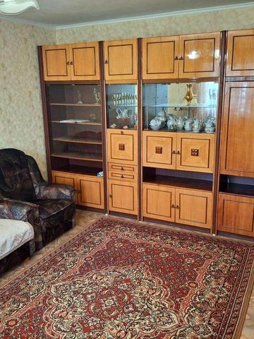 Квартира з автономним опаленням, меблями та побутовою технікою