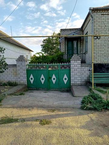 Продам 2х этажный дом.