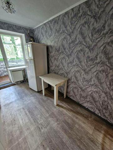 Продам 2-х кімнатну квартиру