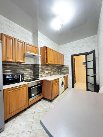 Петра Калнишевського вул. (Михайла Майорова), 7