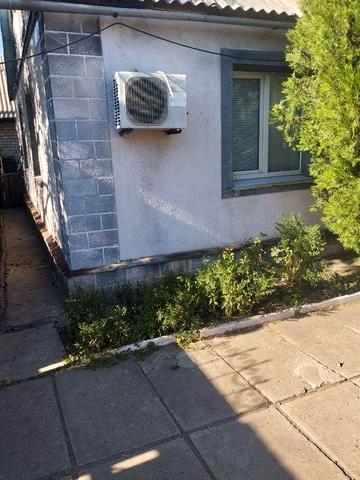 Продам дом  . Гараж.