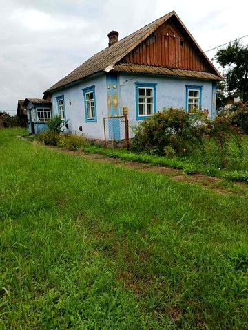 Продається хата в м.Сарни