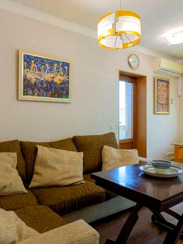 Костя Гордієнка пров., 2-А