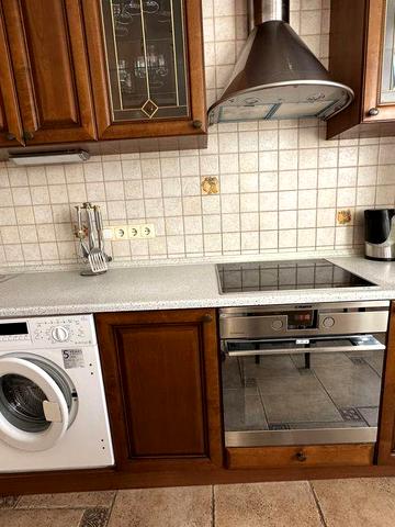 Оренда 3 кімнатної квартири Харьківське шосе 150/15