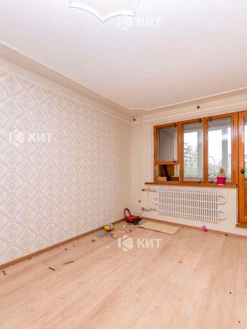 Наталії Ужвій вул., 64