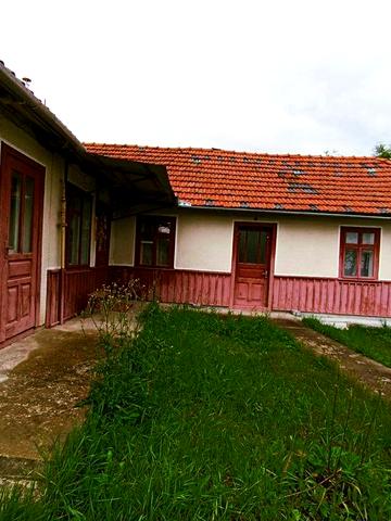 Будинок     с.Корнич