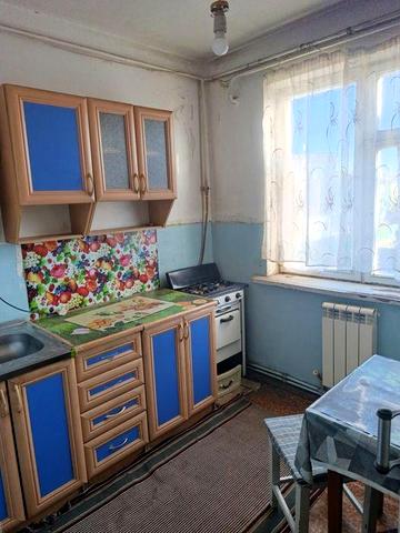 Продам 2 х кімнатну  квартиру