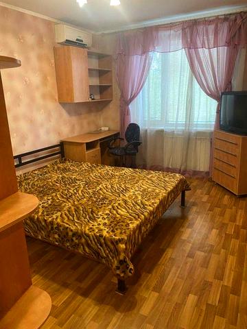 Сдам 3х комн квартиру м. Спортивная