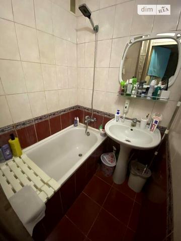 Продаж 3к Квартира Олексія Вадатурського (Маршала Малиновського) вулиця