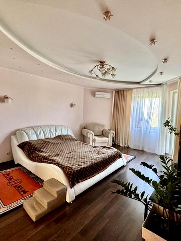 Івана та Юрія Лип вул. (Гайдара), 34