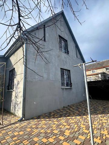 Євгена Колісниченка вул.