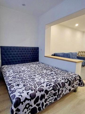 Володимира Українця вул., 57