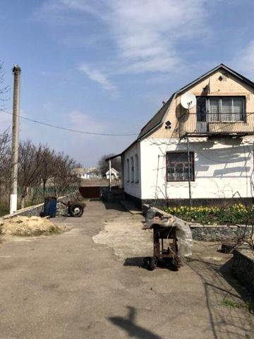 Продам будинок всі комунікації в будинку