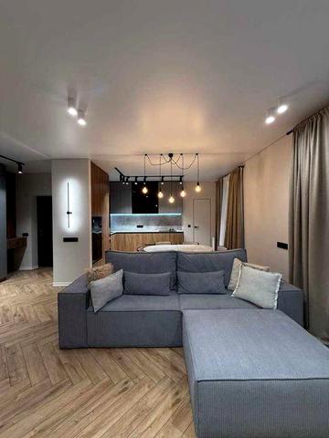 2х кімнатна квартира в Центрі новий будинок, індивідуальне опалення!