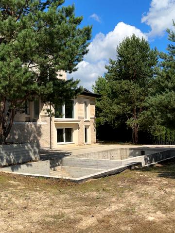 Лесі Українки вул.