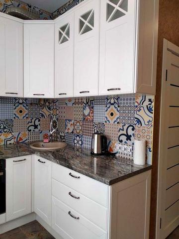 Трикімнатна кв., центр, новий кап. ремонт