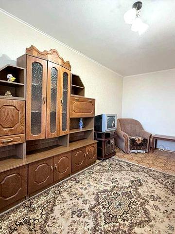 Сдам 2 комнатную, метро Холодная гора.