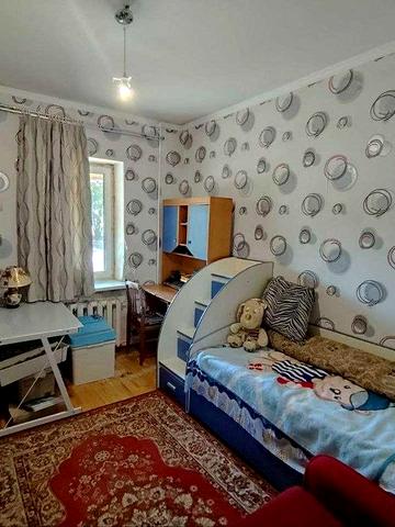 Продам 2-х поверховий БУДИНОК в Єреванському кварталі!