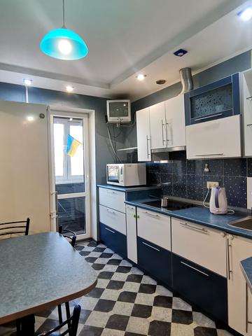 Володимира Грищенка вул., 26