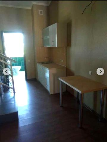 Олександра Орлова вул. (Матросова), 24