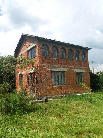 Продається дачний будинок