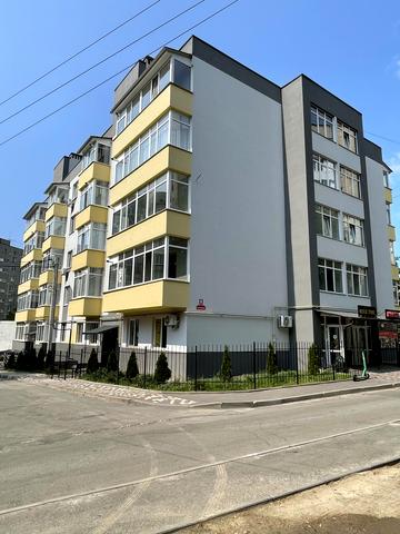 Польова вул., 8