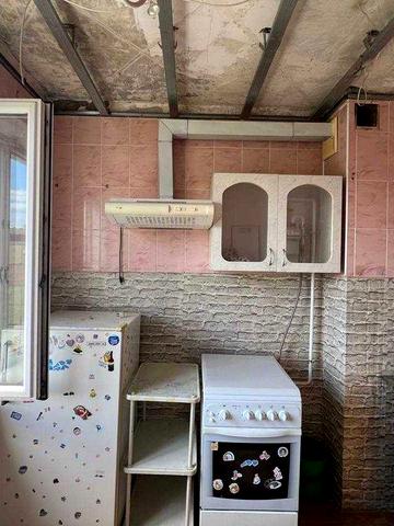 Продаж 2 кімн м-н. Сонячний 55, мпо, мпт, електрика, балкон.