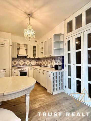 Продаж кв, Січових Стрільців (Артема) 52а, Шевченківський р-н,  67м