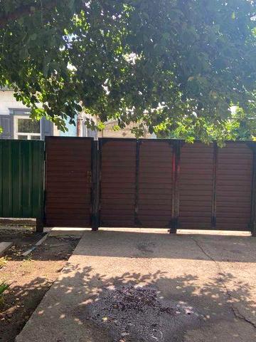 Продам приватний будинок в м. Синельникове