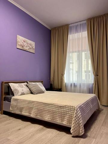 Апартаменты с балконом Крещатик