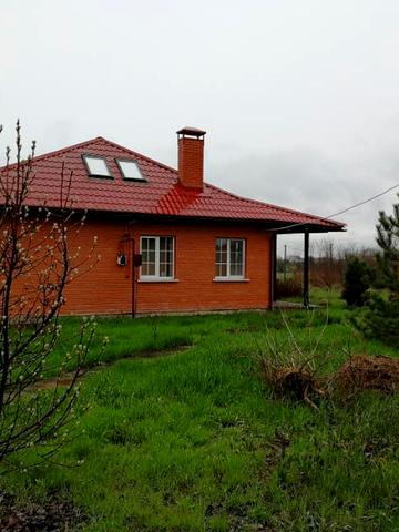 Центральна, 1