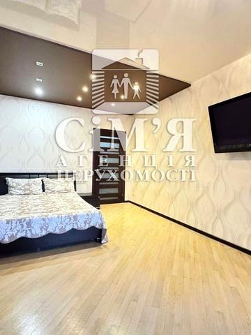 Здам стильну крупногабаритну квартиру в ЖК Набережний квартал.