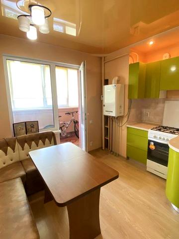 Аренда, 1 к. кв., в гарном стани Ж/Д Тарасівка.