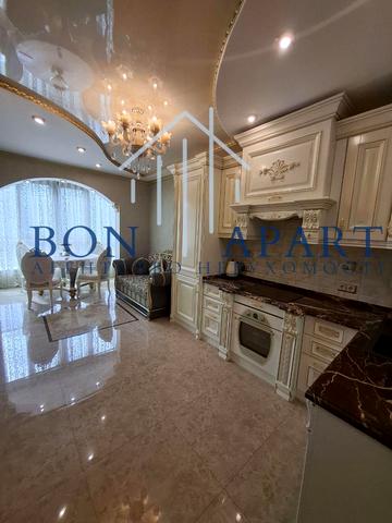 Патріарха Мстислава Скрипника вул., 40