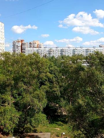 Продается 4 комнатная квартира