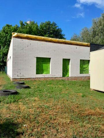 Продам не добудоване приміщення в центрі м. Заводське