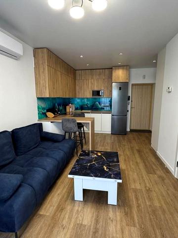 Паркова вул., 4