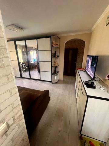 Макіївська вул., 4