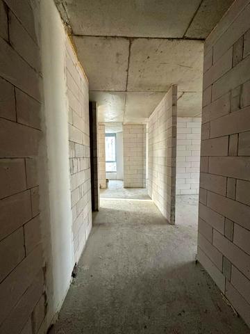 Євгена Коновальця вул., 37