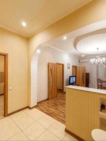 Продам 3 к вул.Саксаганського вул., 121 м.Університет