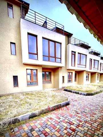 Литературная, 16