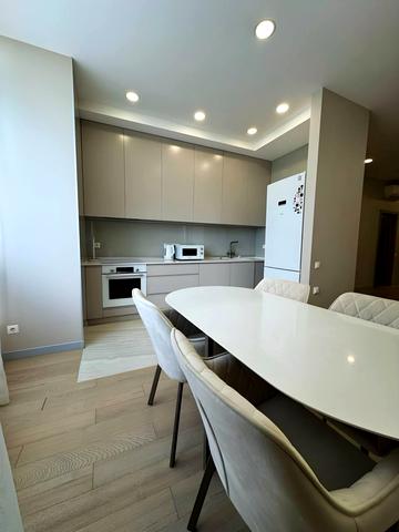 Сімферопольська вул., 2-Н