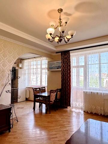 Симона Петлюри вул. (), 34а